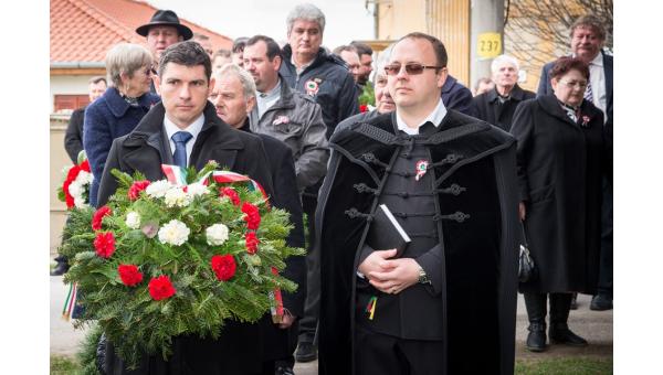 Ünnepi megemlékezés Deákin