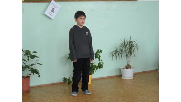 A mesemondó szímői gyerekek