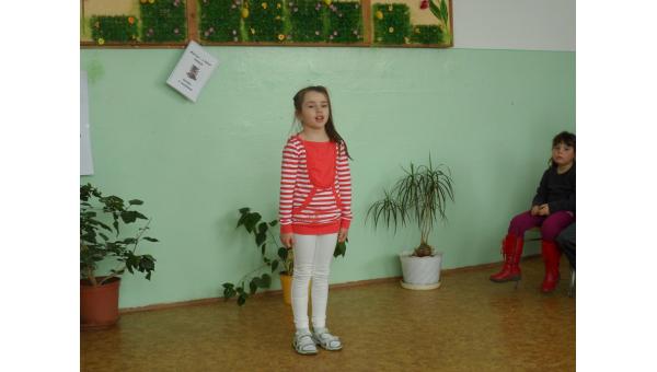 A mesemondó szímői gyerekek