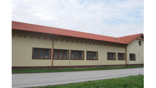 A művelődési központ átadása Tallóson