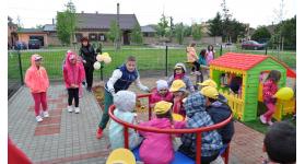 Új gyermekjátszóteret adtak át Tardoskedden